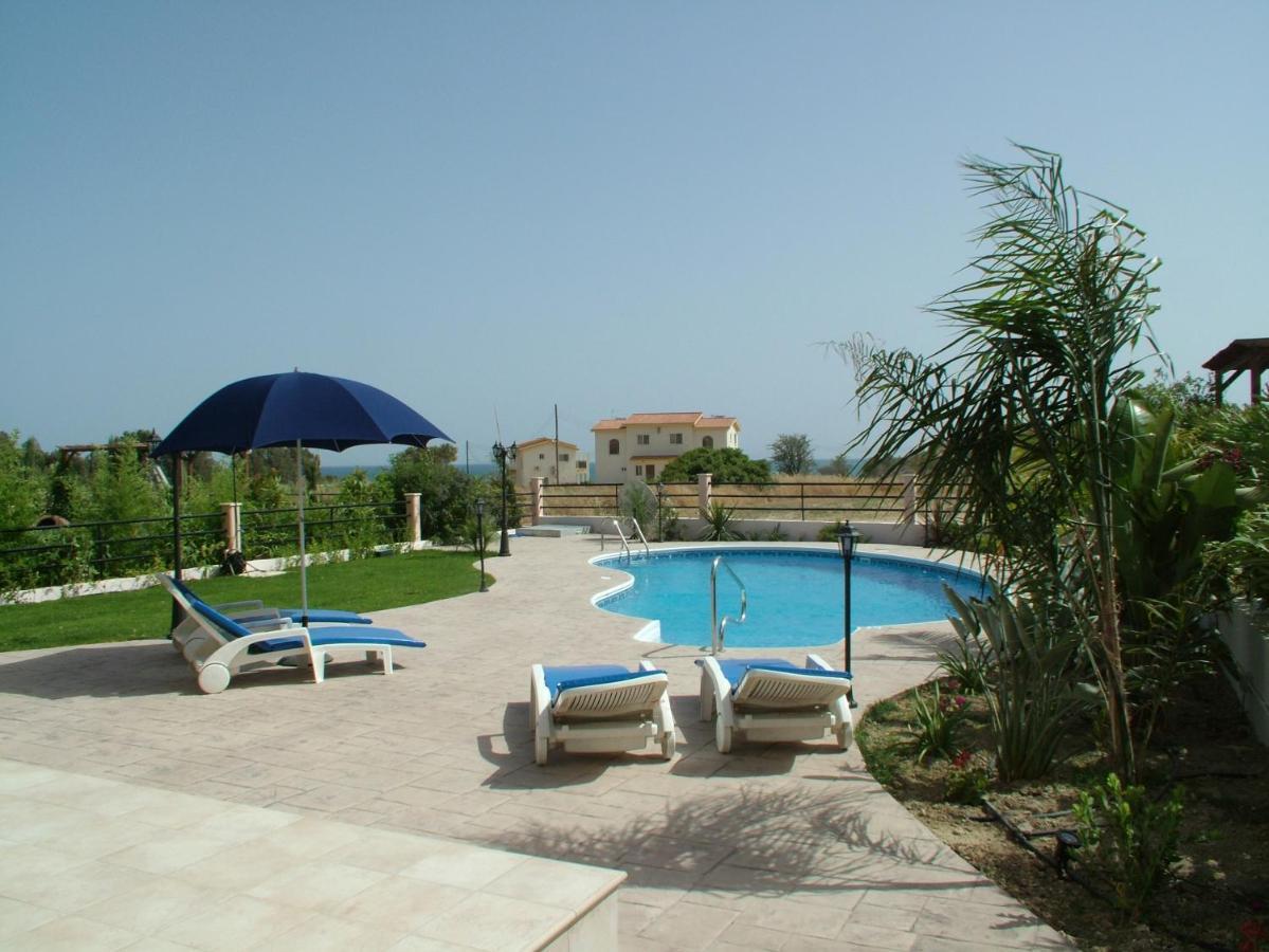 Holidays Villas ปิสซูรี ภายนอก รูปภาพ