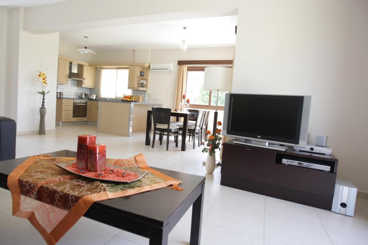 Holidays Villas ปิสซูรี ภายนอก รูปภาพ