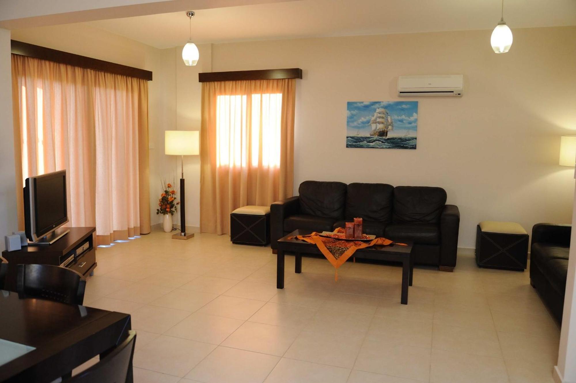 Holidays Villas ปิสซูรี ภายนอก รูปภาพ