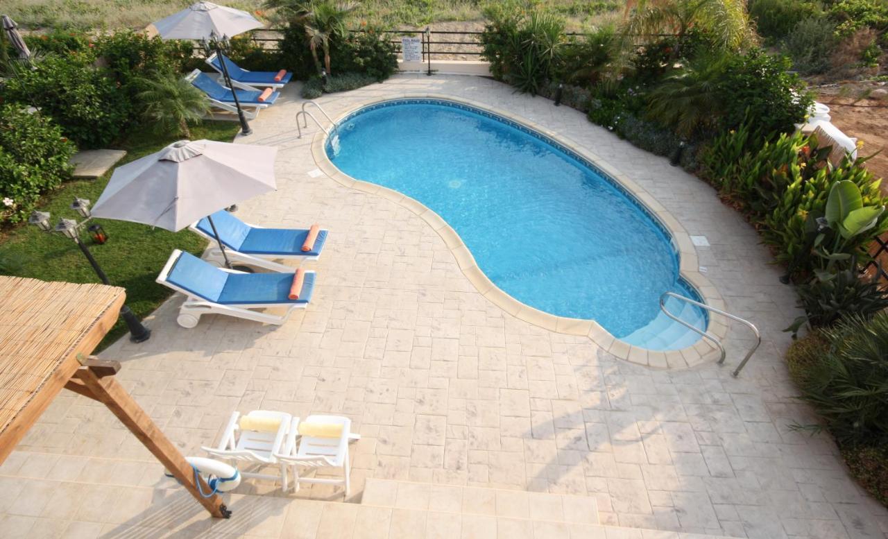 Holidays Villas ปิสซูรี ภายนอก รูปภาพ