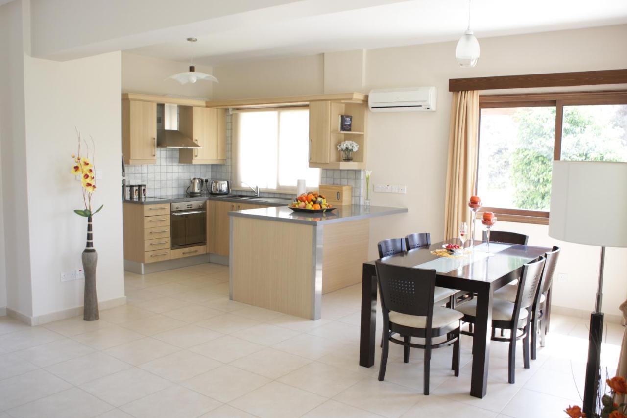 Holidays Villas ปิสซูรี ภายนอก รูปภาพ