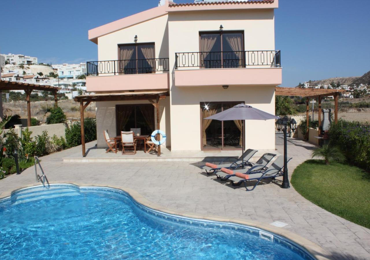 Holidays Villas ปิสซูรี ภายนอก รูปภาพ