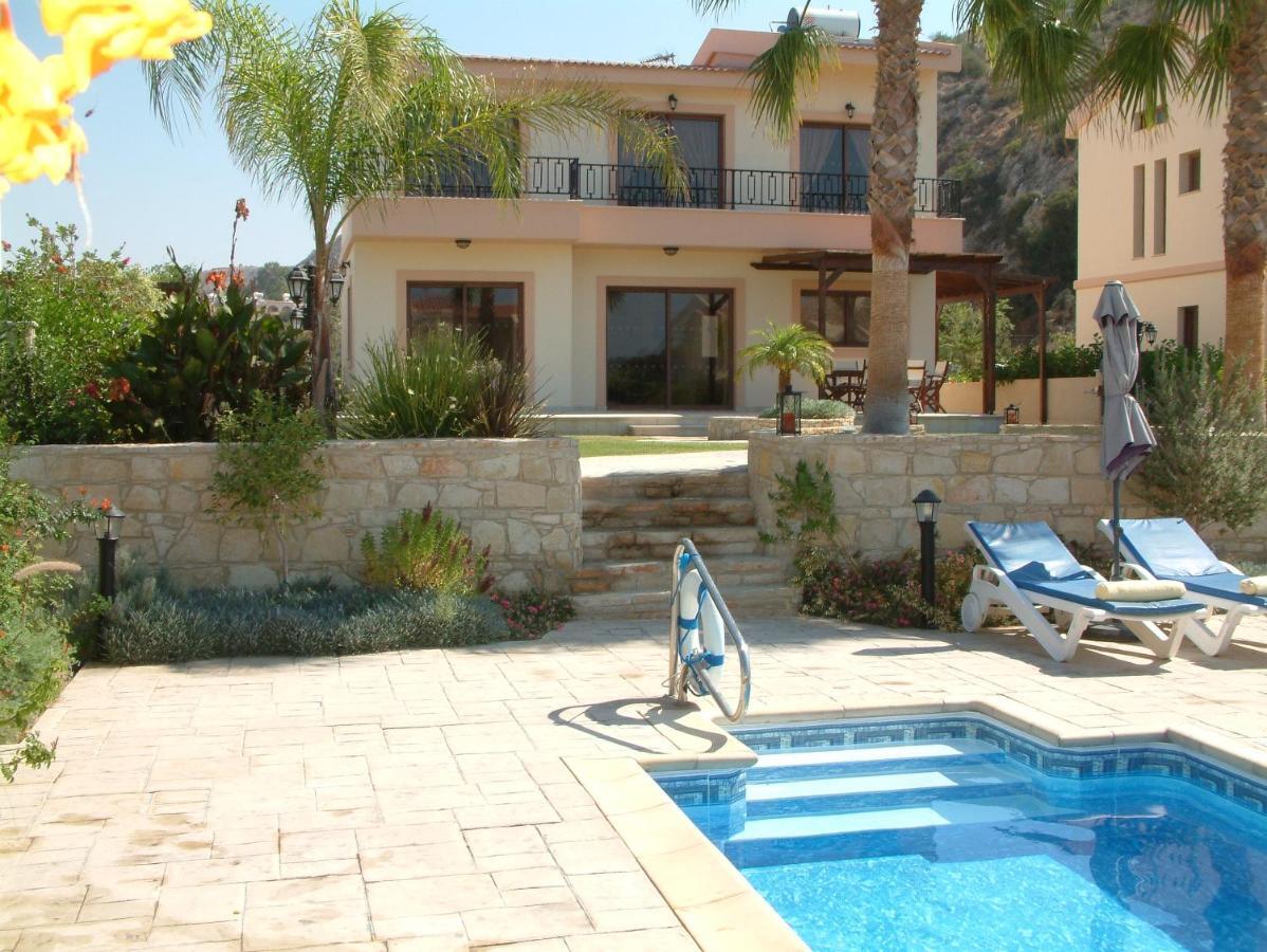 Holidays Villas ปิสซูรี ภายนอก รูปภาพ